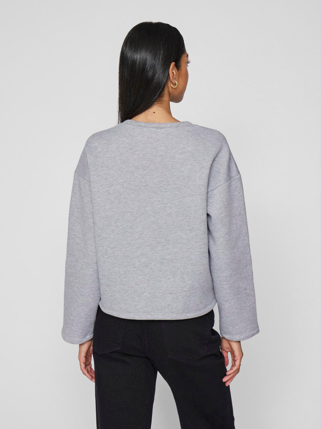 model_shot-back