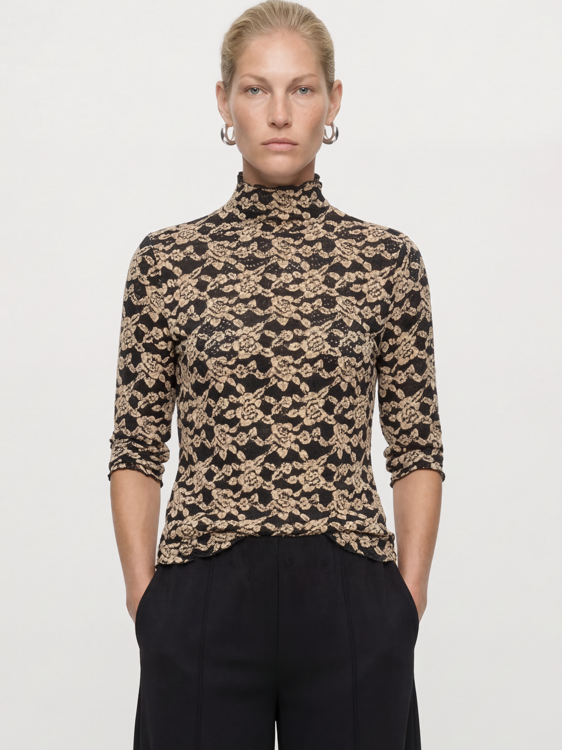 model_shot-front