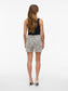 model_shot-back