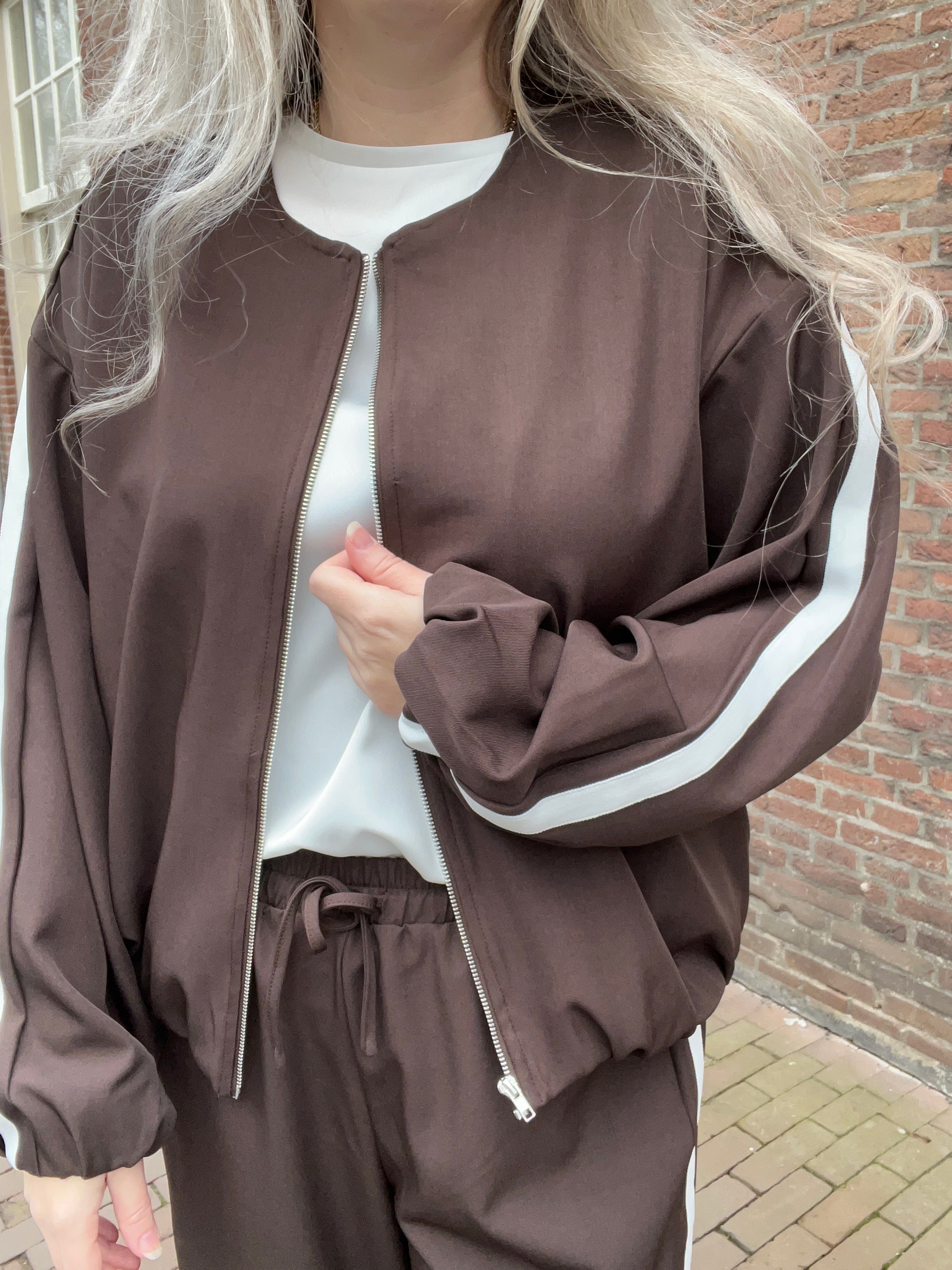 VIASTRID Cardigan - Coffee Bean