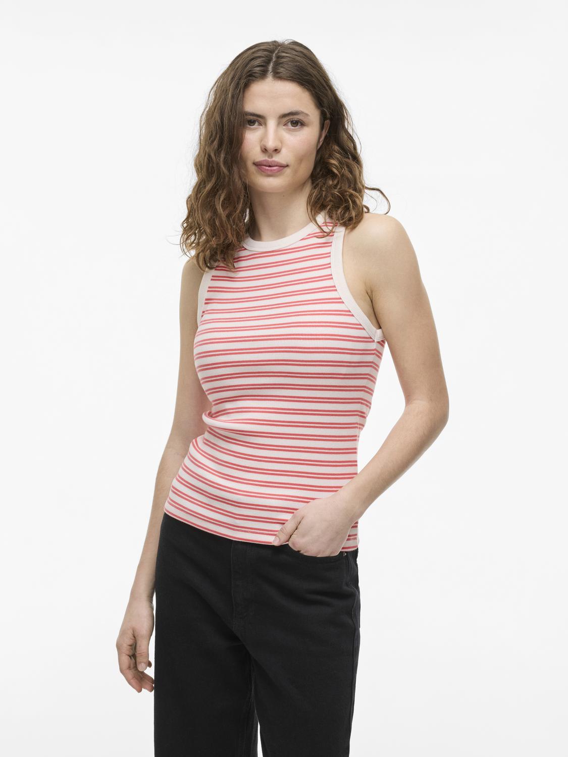 model_shot-front