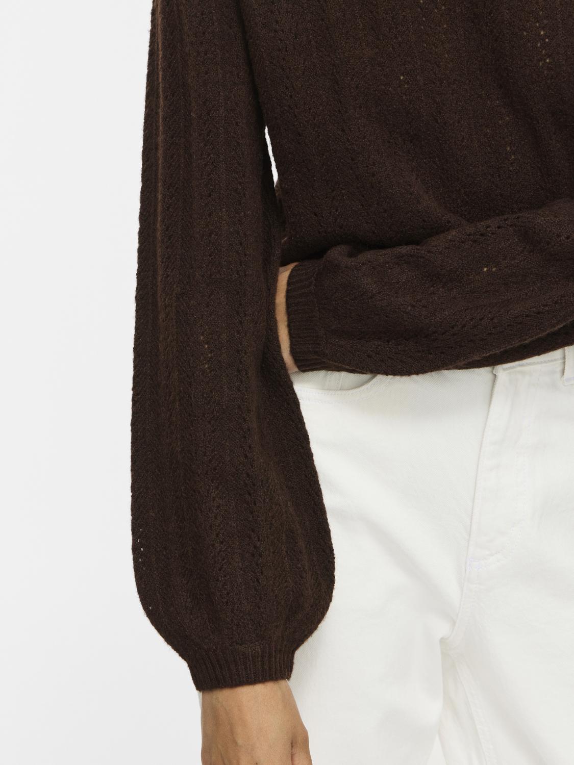 model_shot-detail