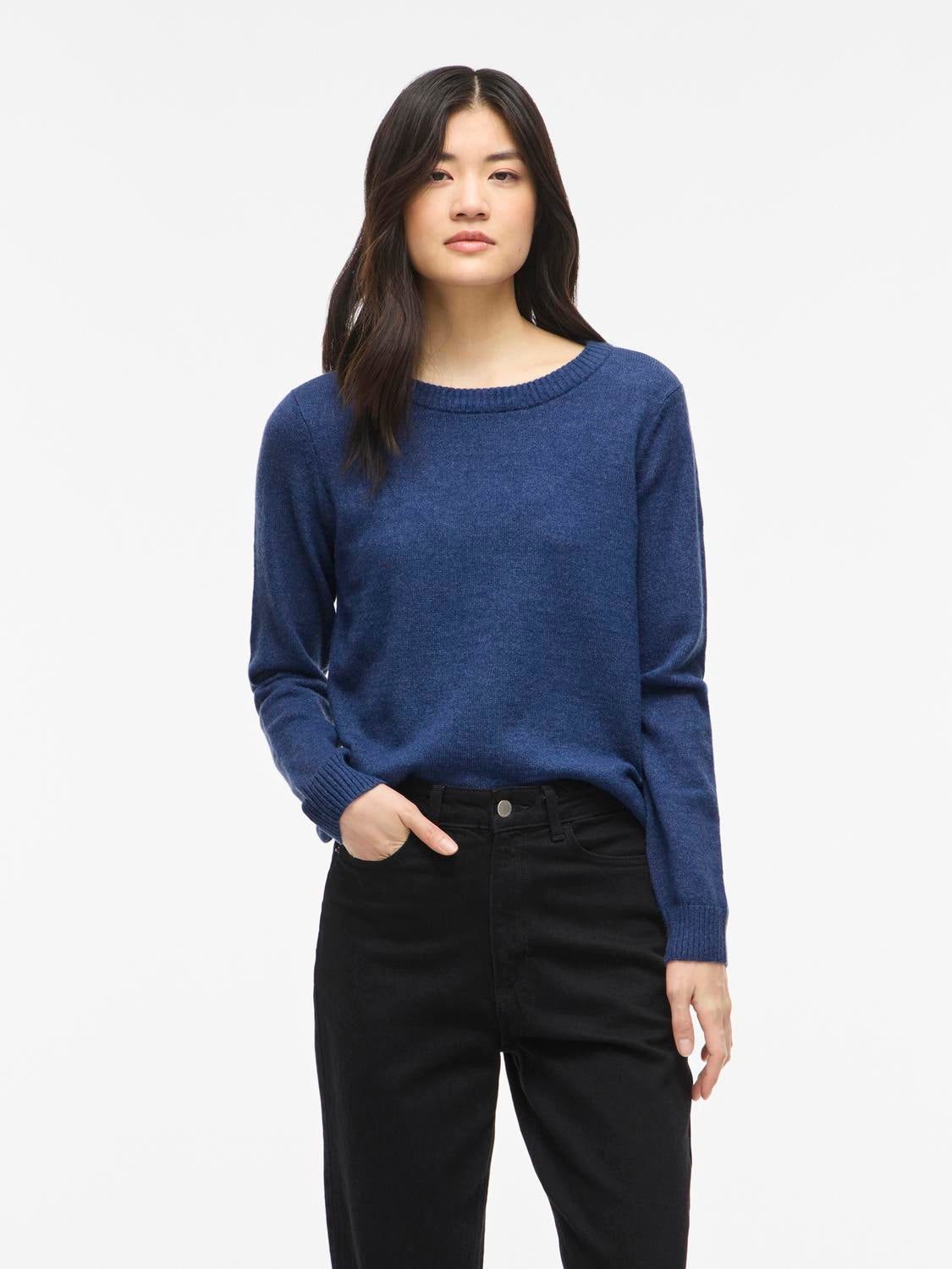 model_shot-front