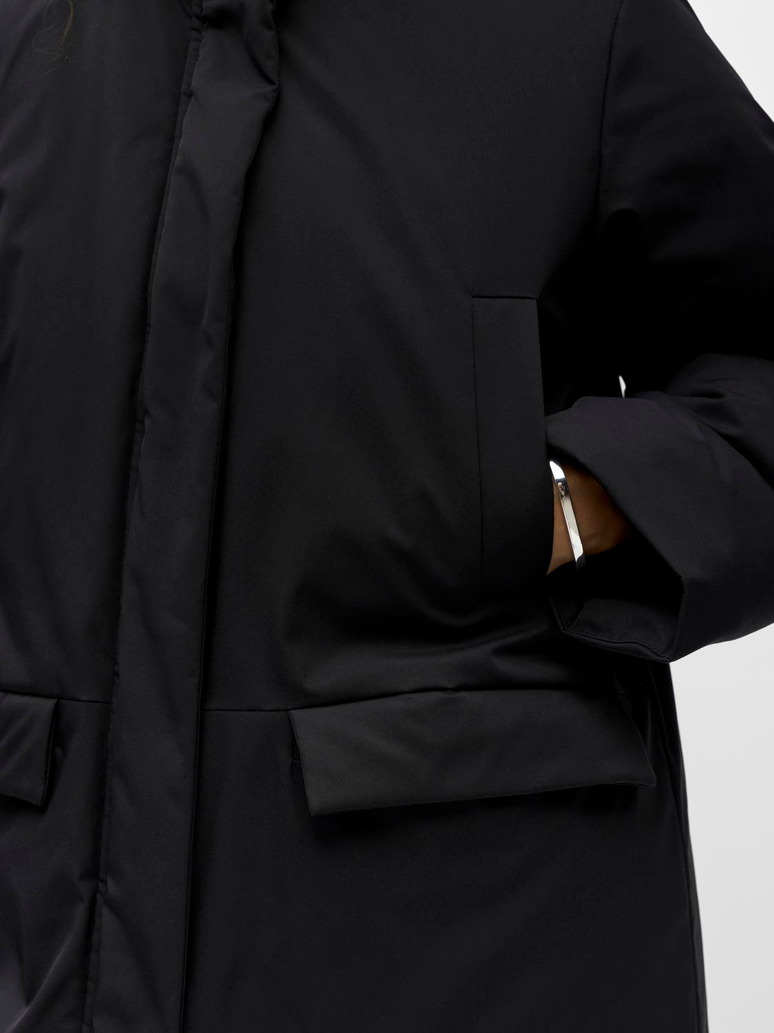 model_shot-detail
