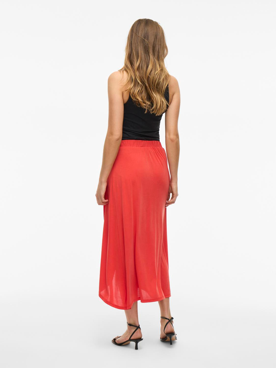 model_shot-back