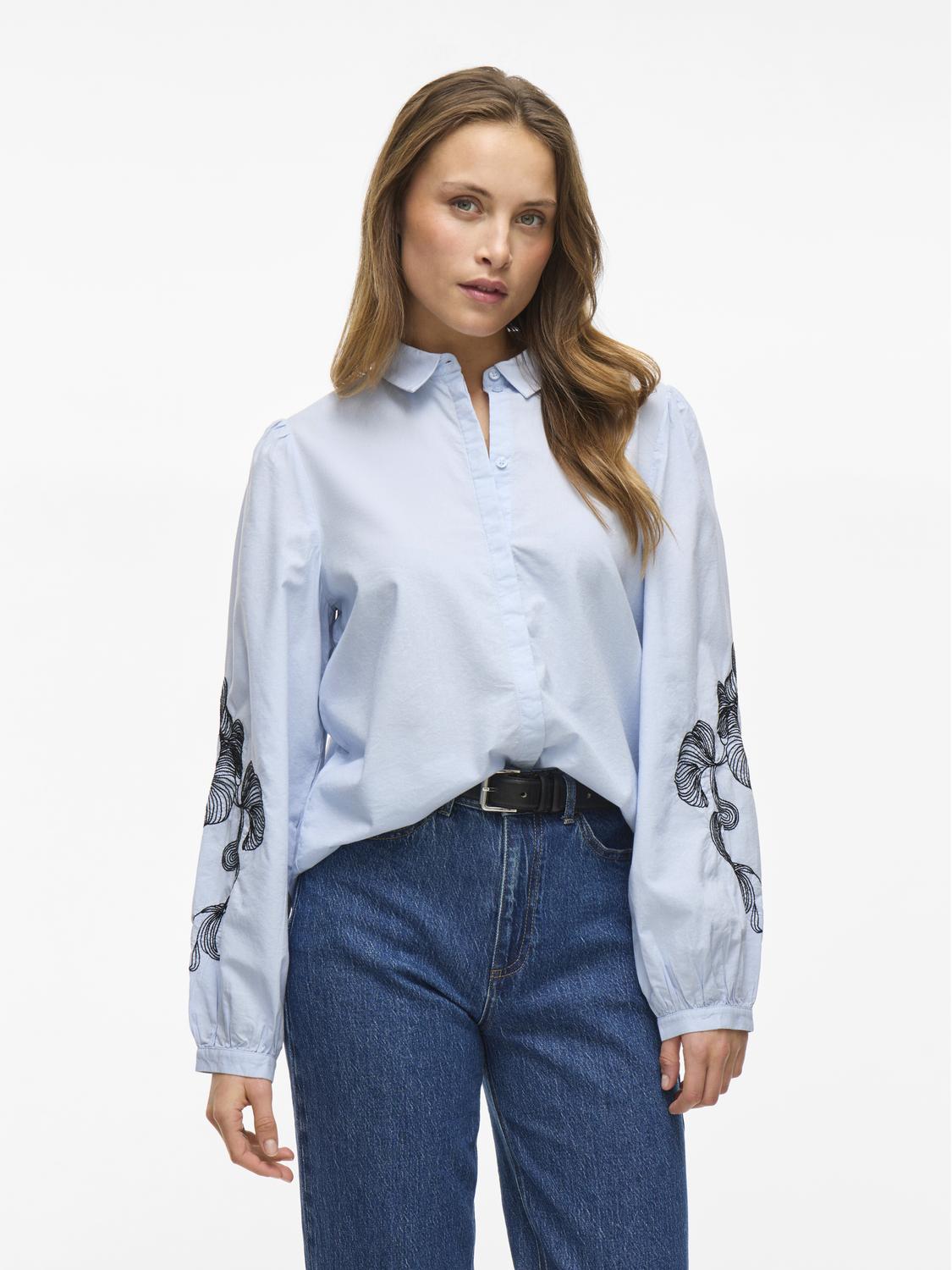 model_shot-front