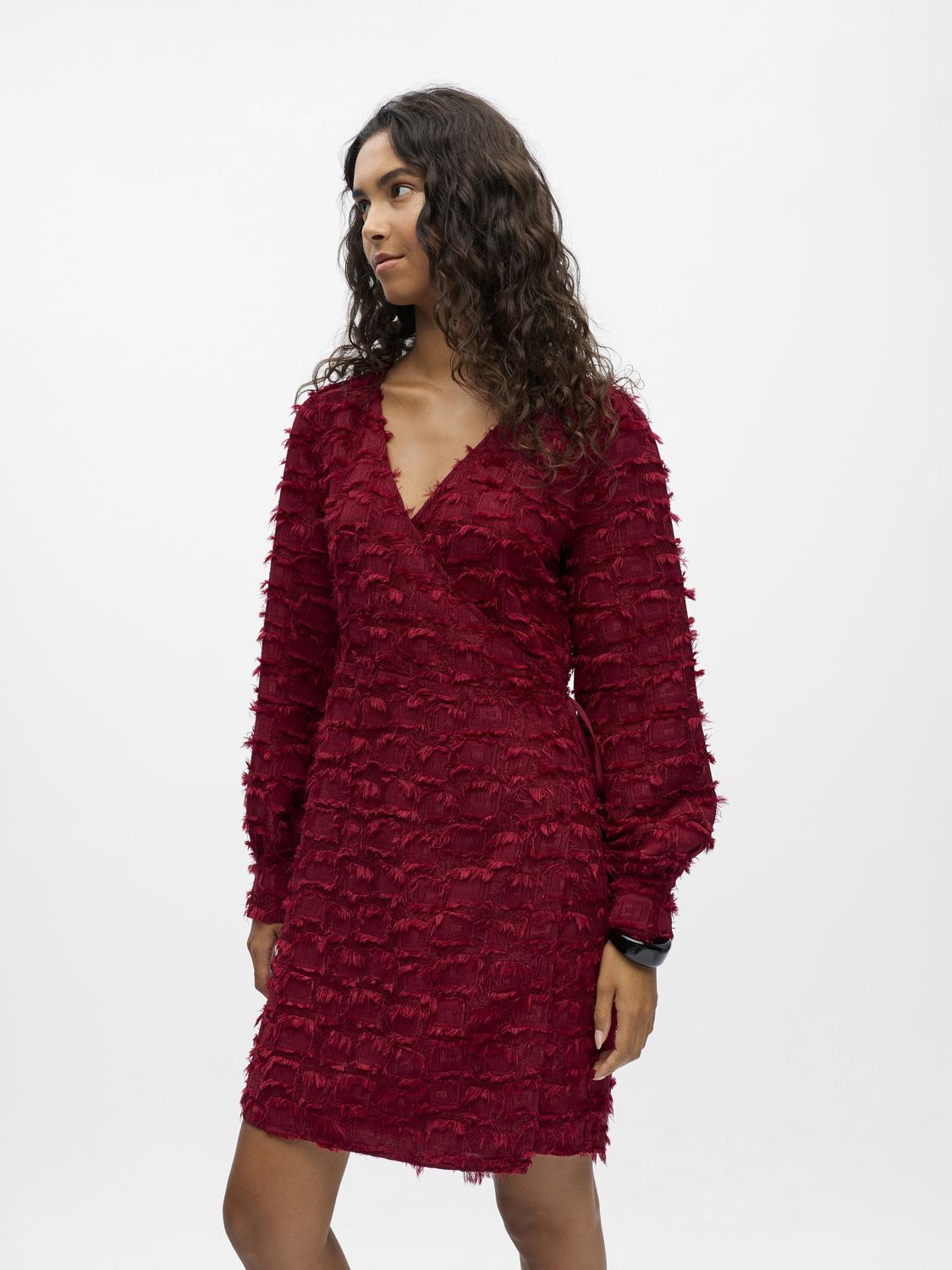 model_shot-front