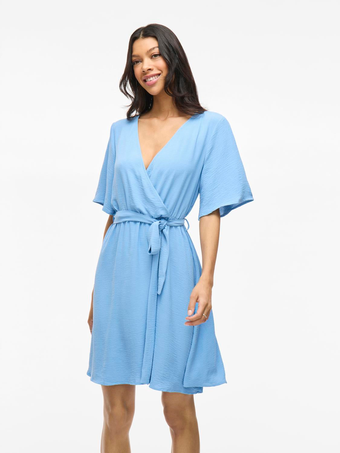 model_shot-front