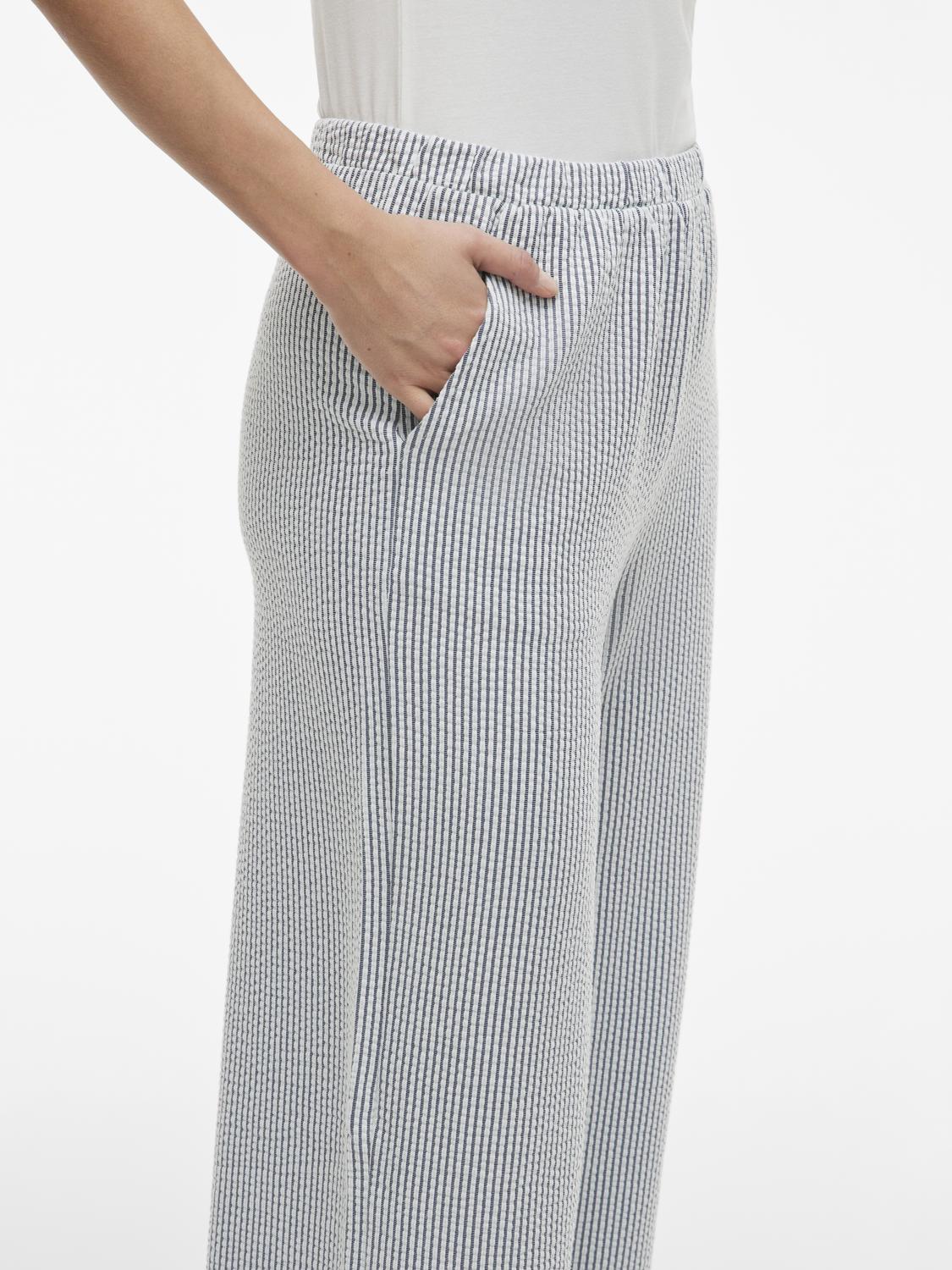 model_shot-detail