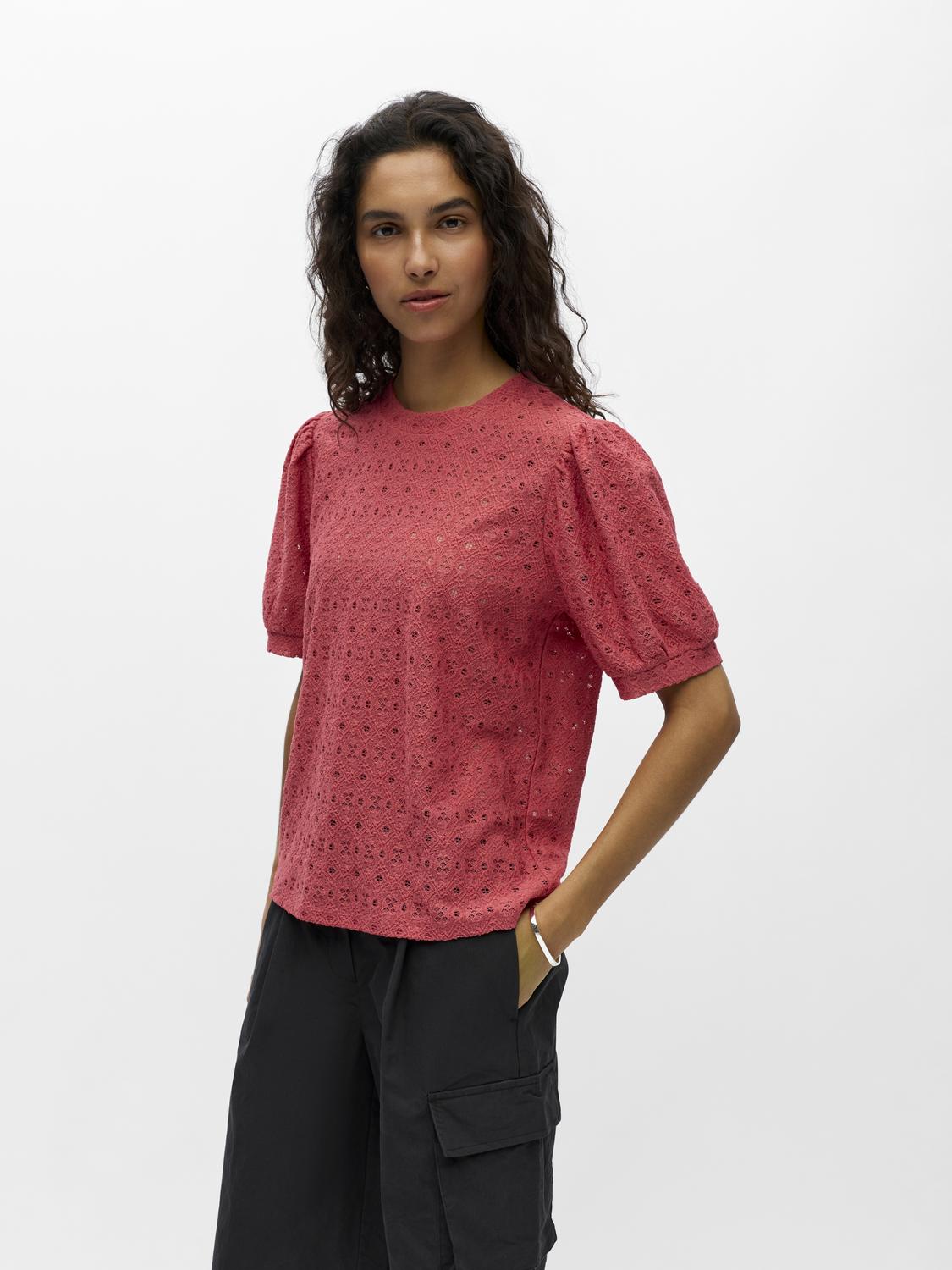 model_shot-front