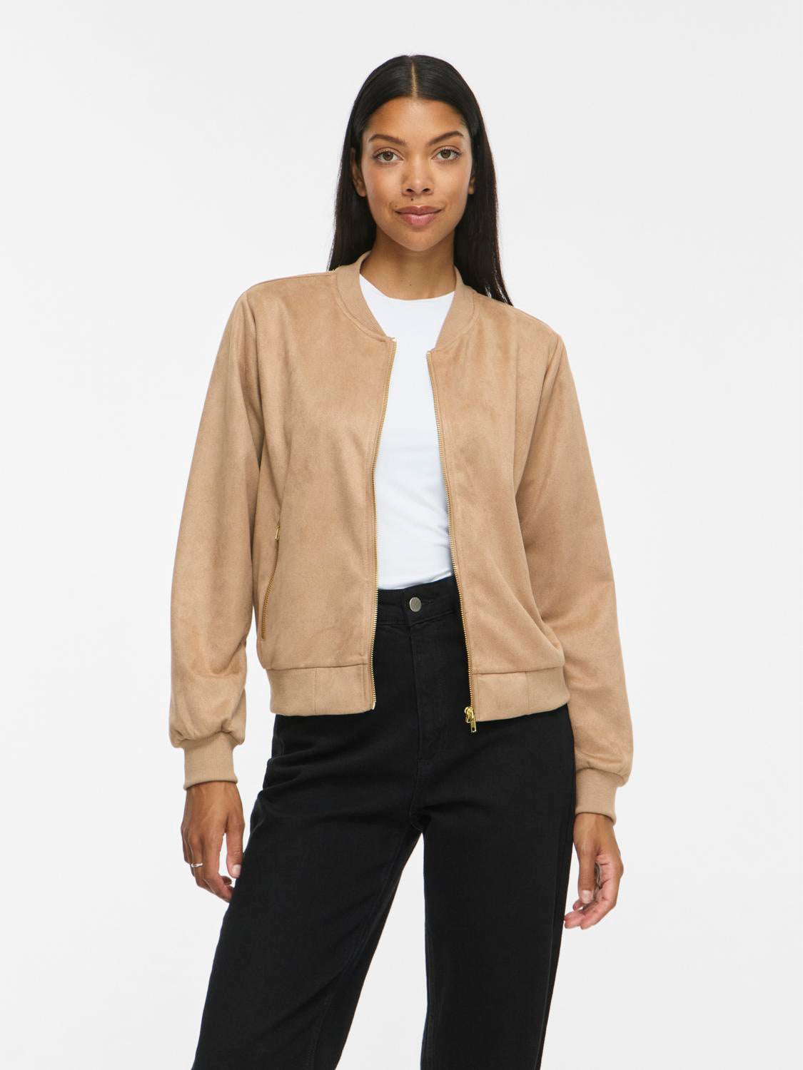 model_shot-front
