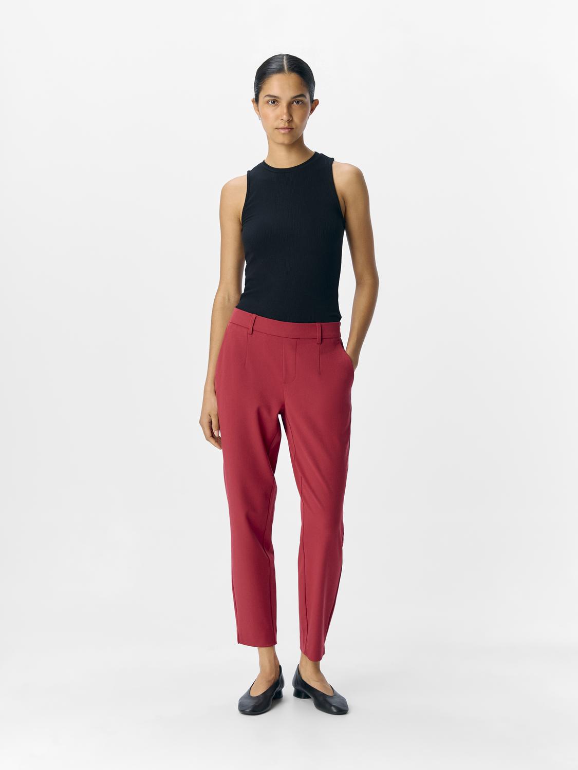 model_shot-front_full