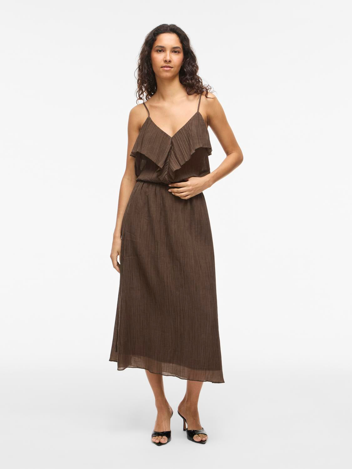 model_shot-front_full