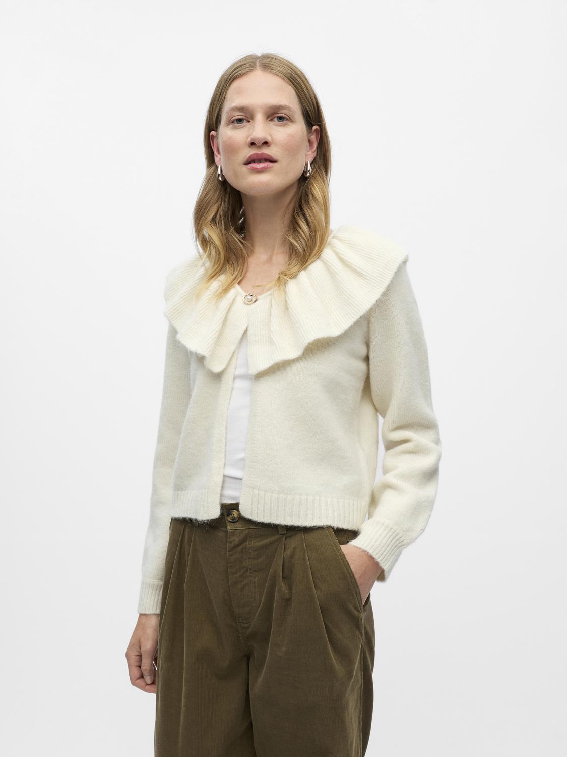 model_shot-front