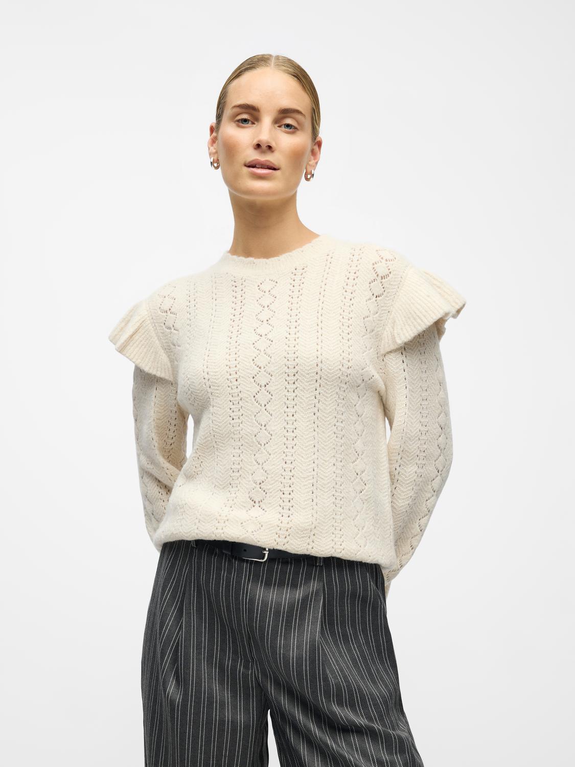 model_shot-front