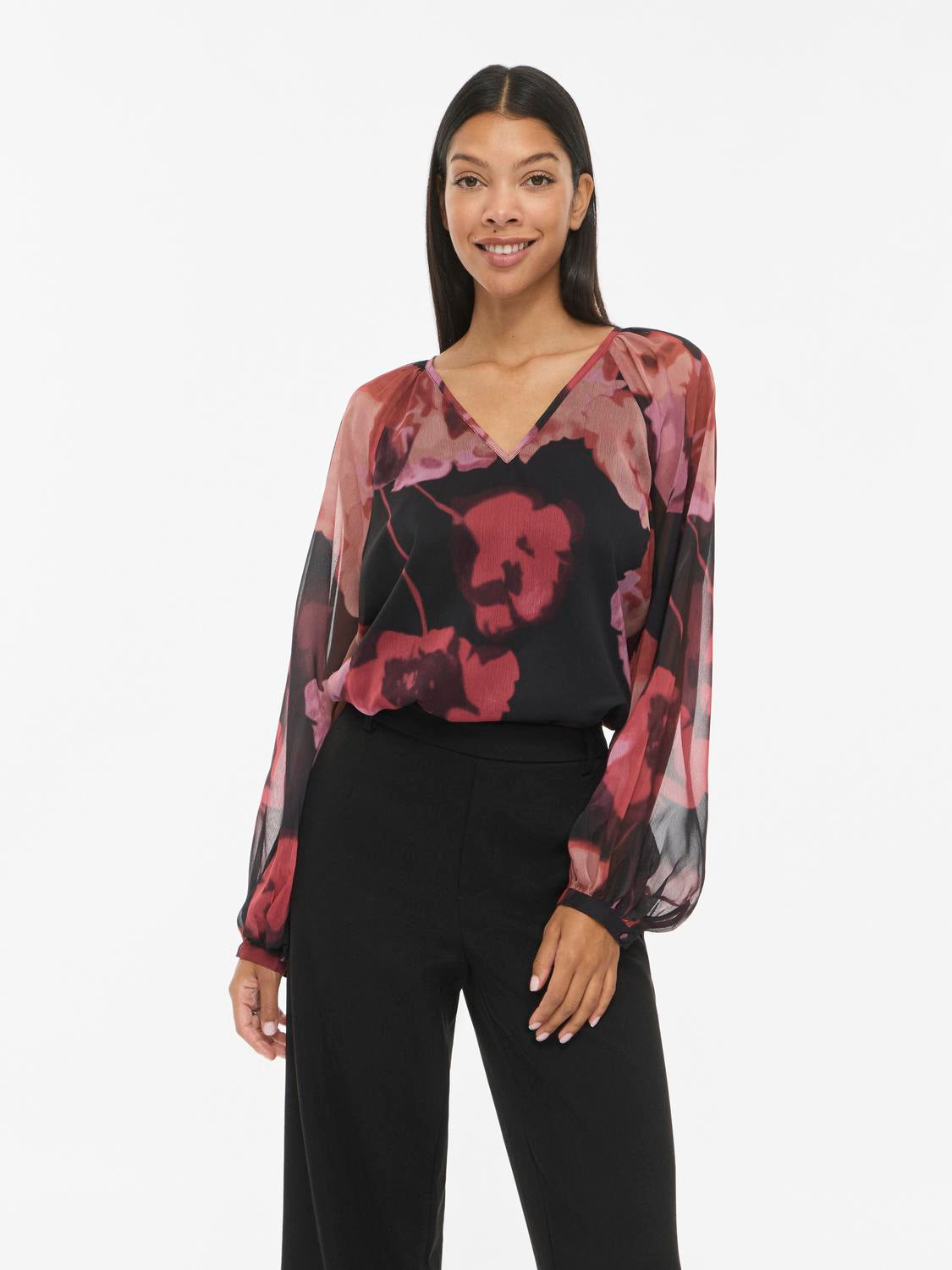 model_shot-front
