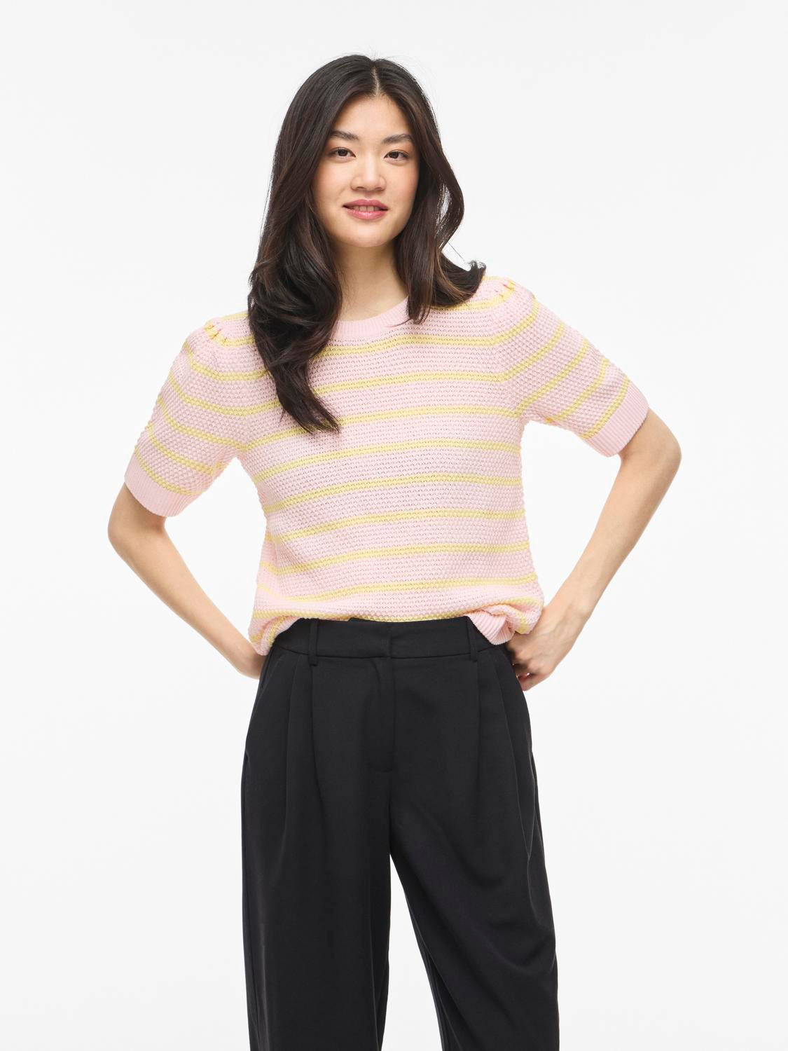 model_shot-front
